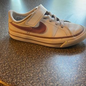 Nike Court Legacy Little Kids’ Shoes size 11.5